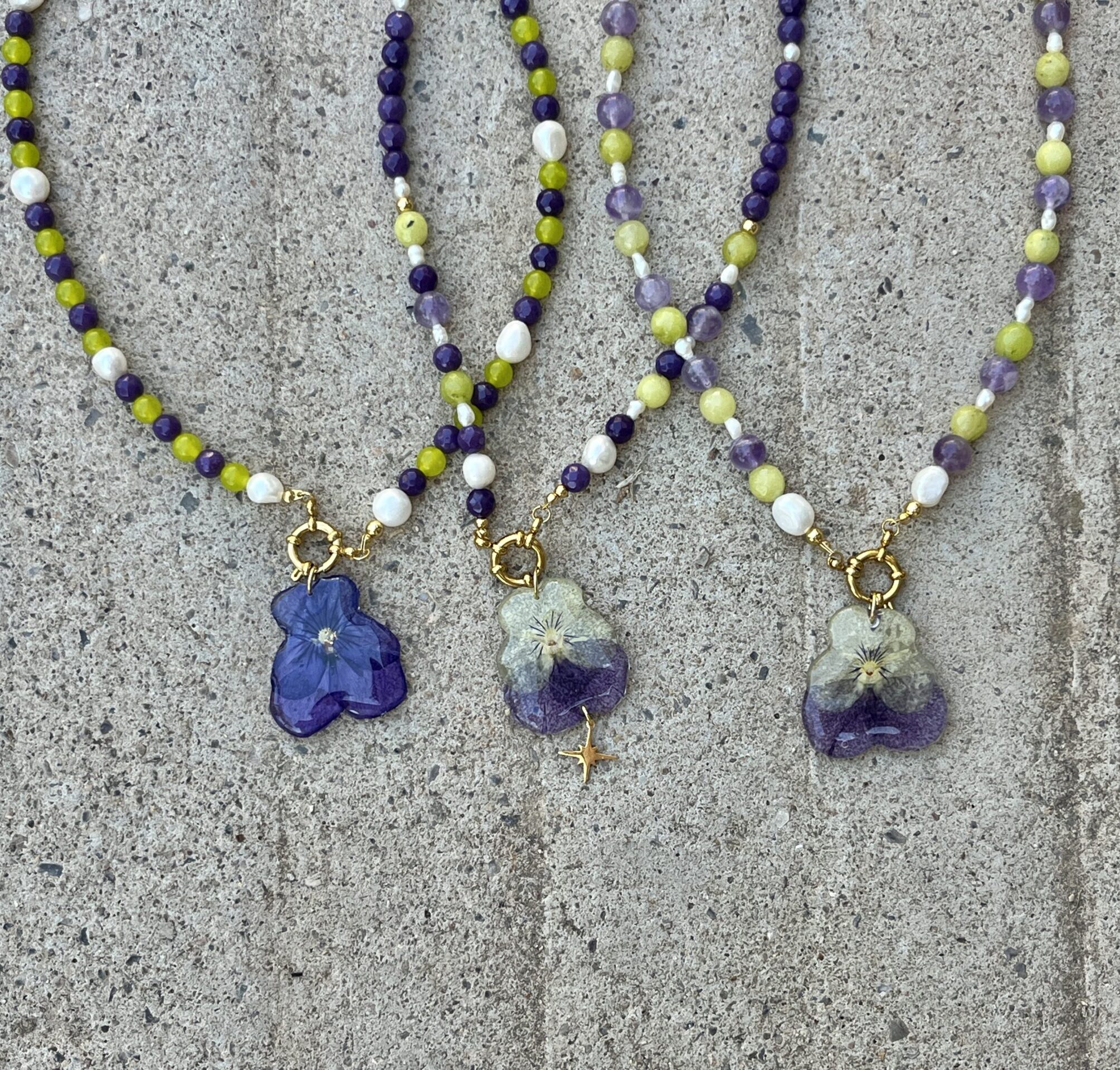 Collar Pensamiento · Piedras: imagen 2