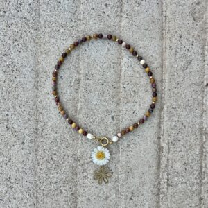 Collar Margarita Ágata y Flor: imagen 1